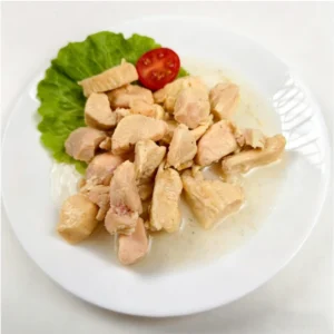 Low Fat 142G Canned Spicy Chicken Breasts Chunk Meat in Oil and Brine Ideal for Lost Weight Meal